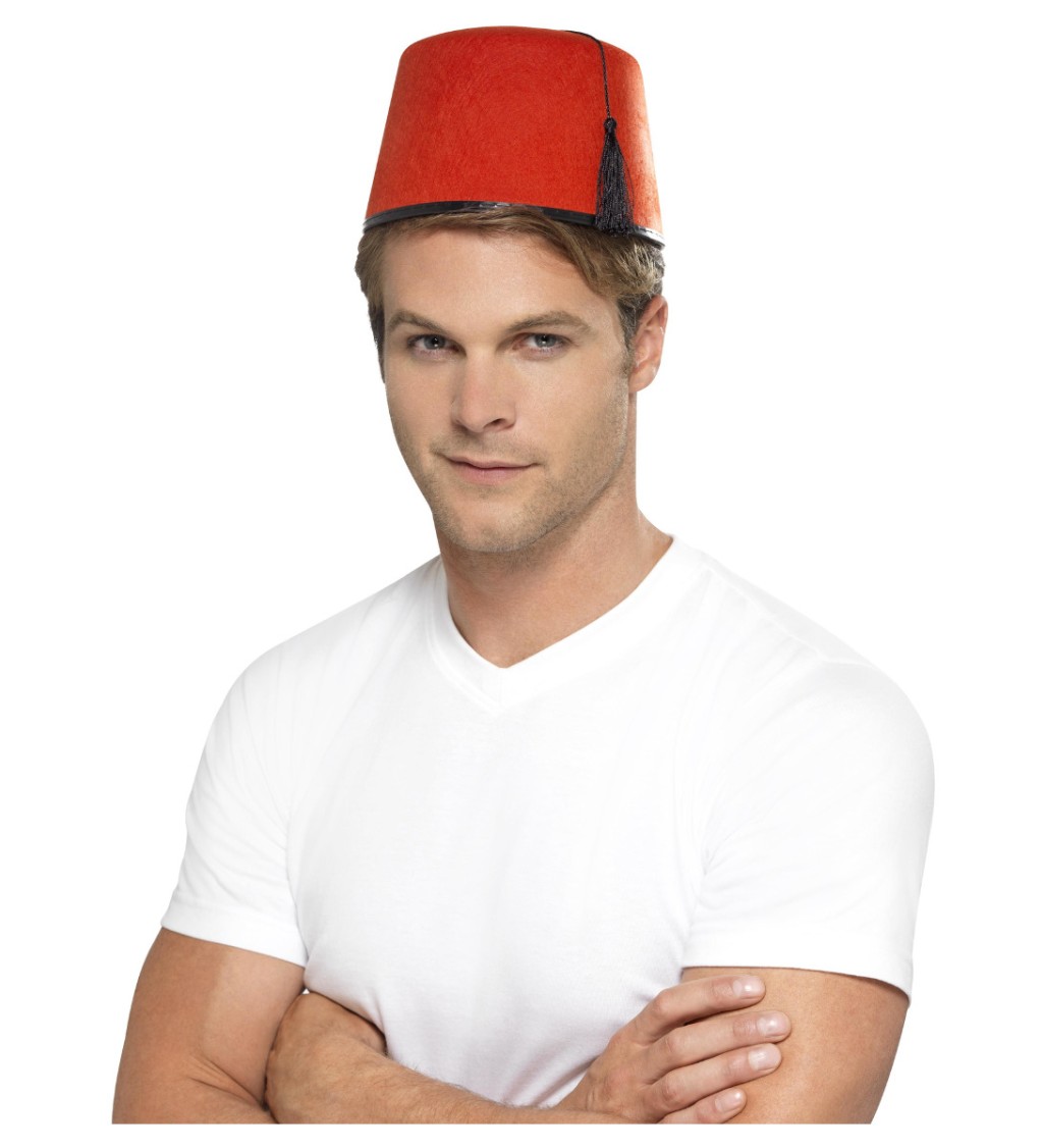 Červený turecký klobouk