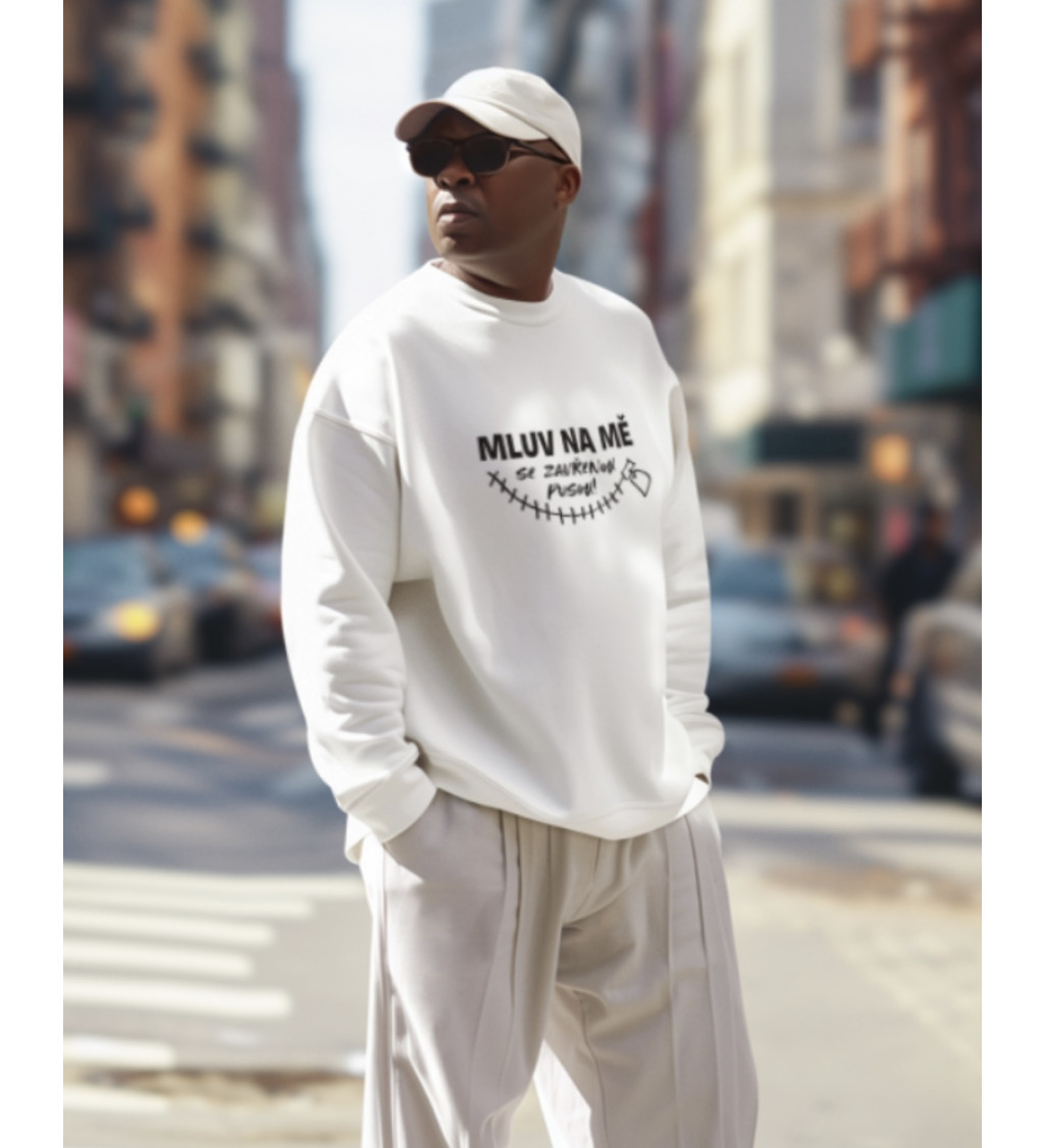 Nažehlovačka: Mluv na mě se zavřenou pusou