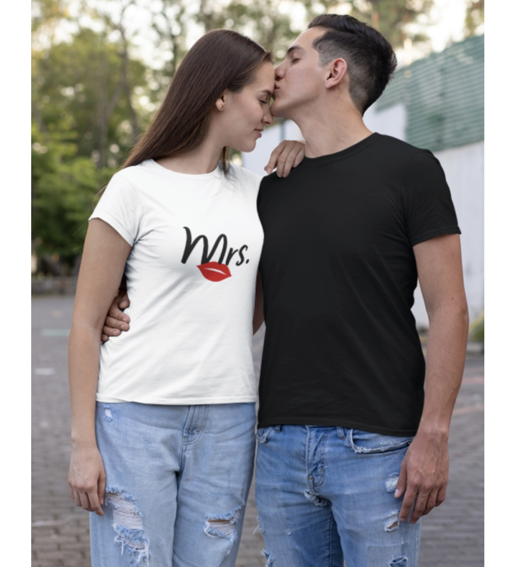 Nažehlovačka: Mrs.