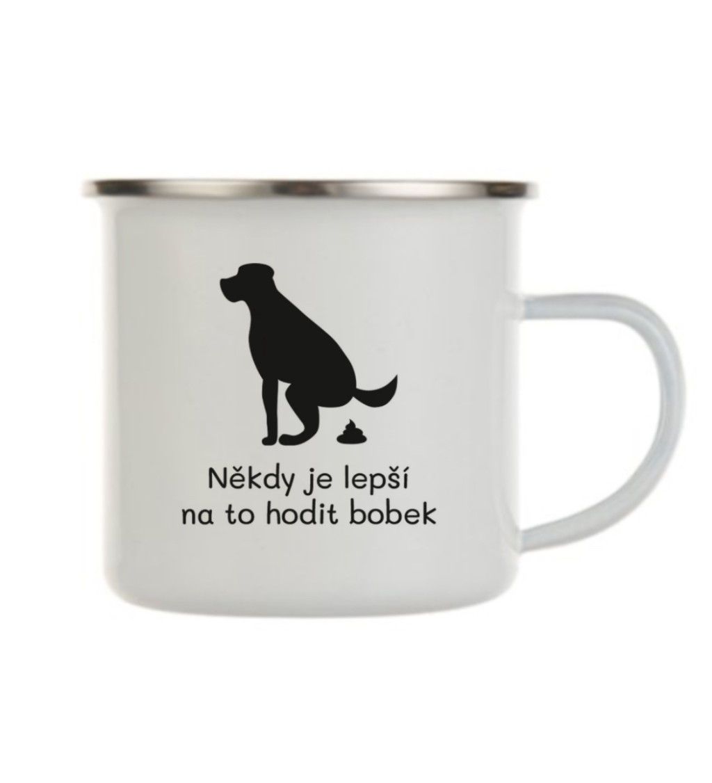 Bílý plecháček: Někdy je lepší na to hodit bobek