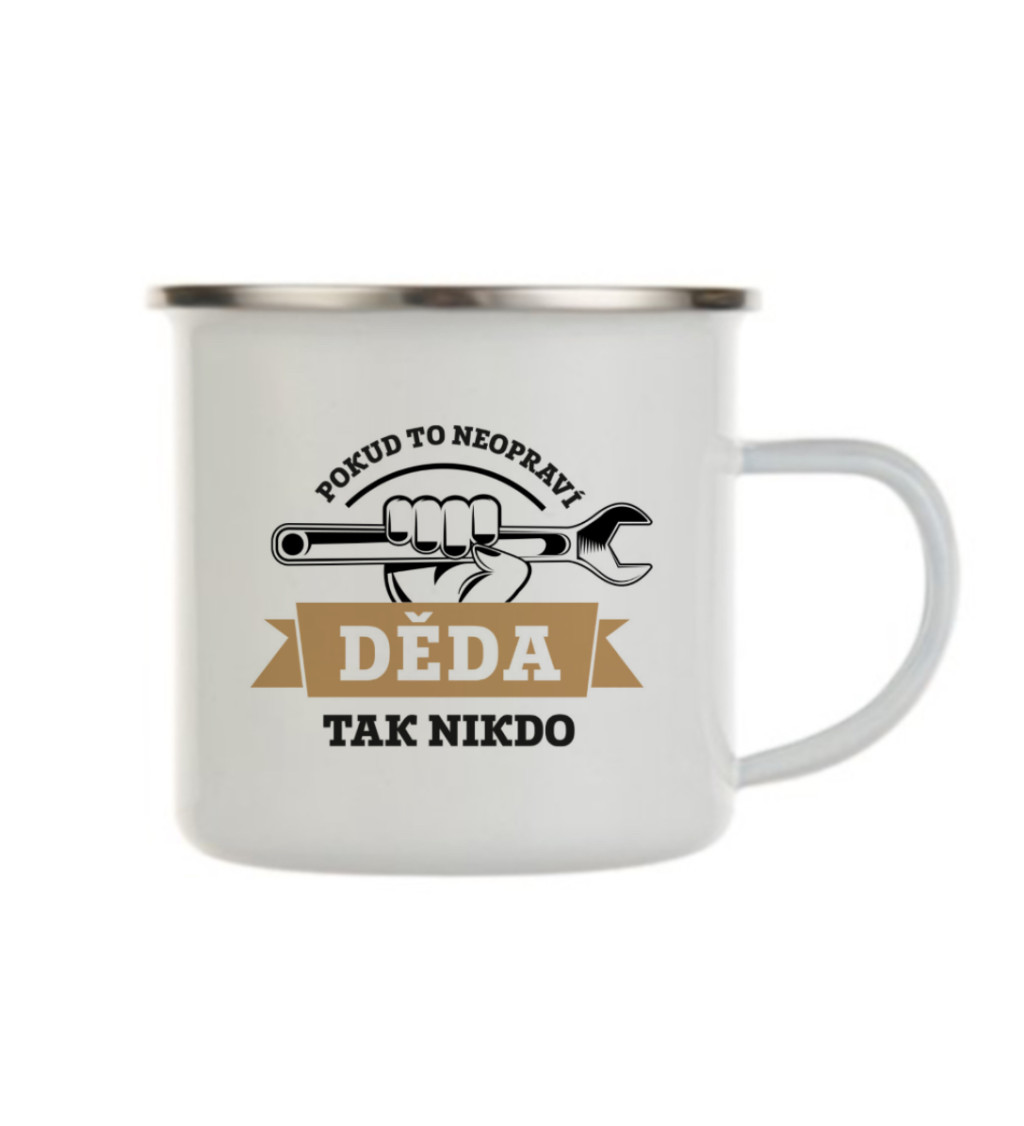 Bílý plecháček: Pokud to neopraví děda, tak nikdo