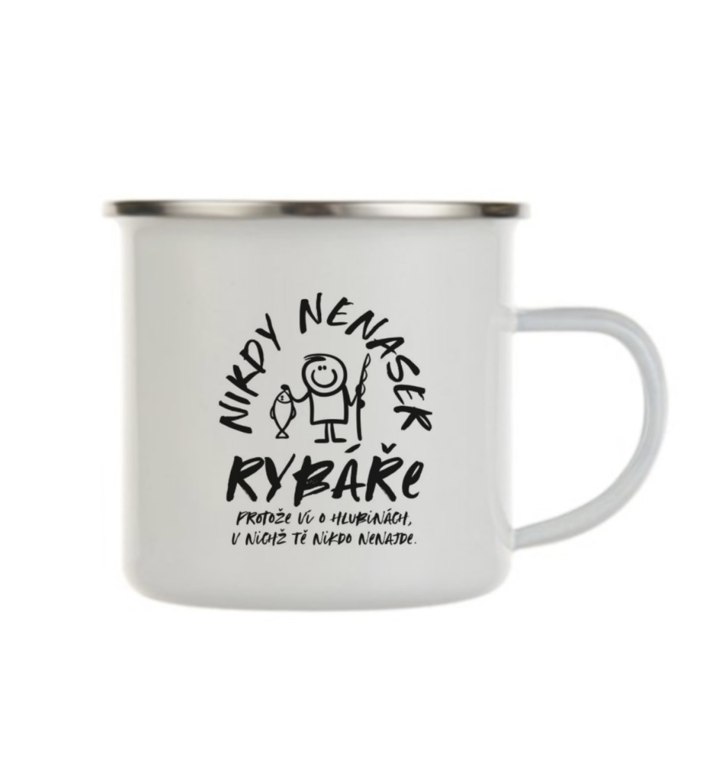 Plecháček bílý: Nikdy nenaser rybáře