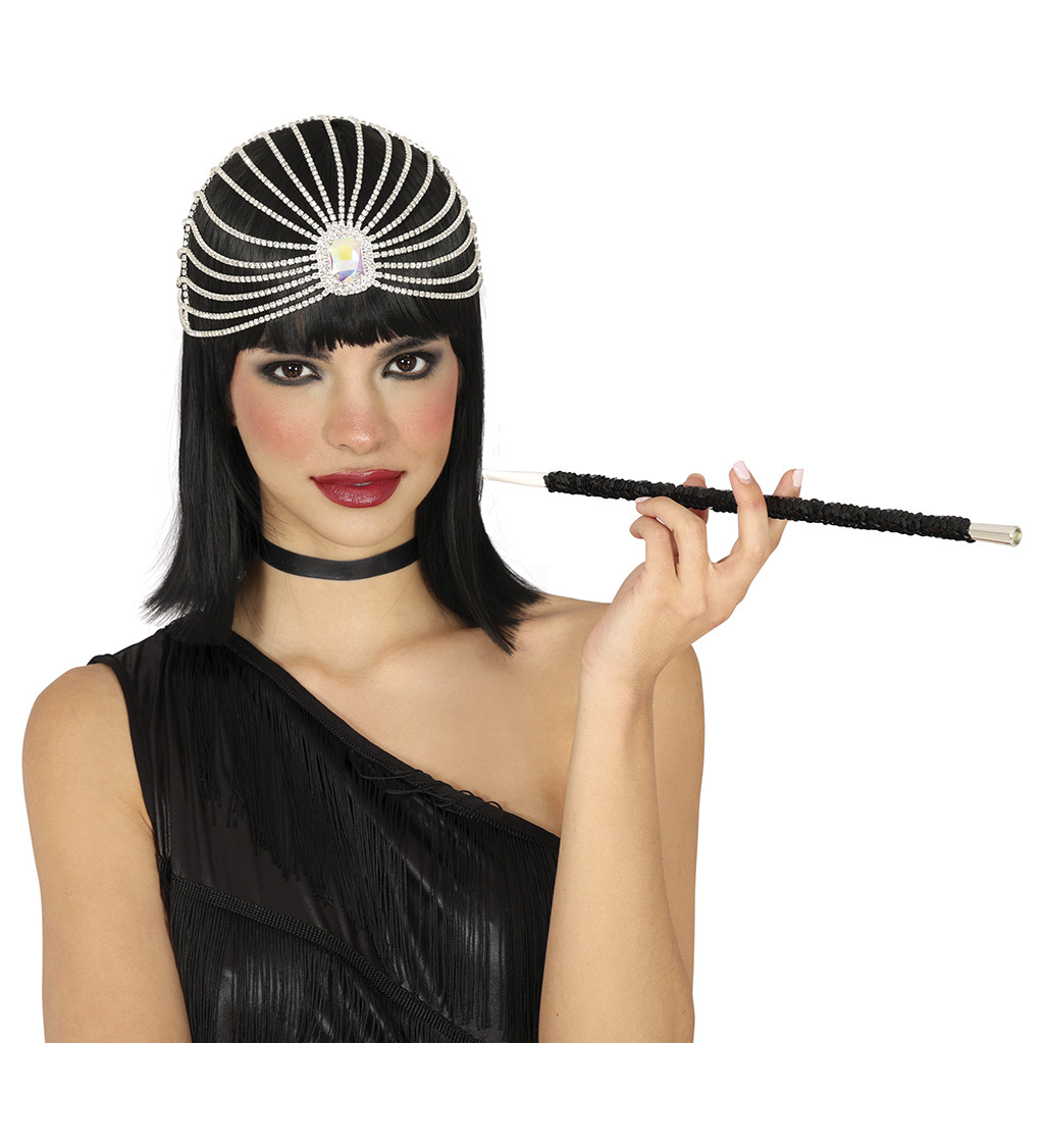 Elegantní černý držák na cigarety ve stylu 20. let