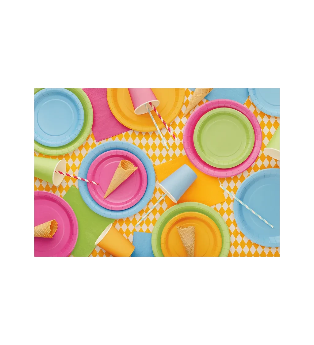 Světle oranžové talířky 23 cm (6 ks)