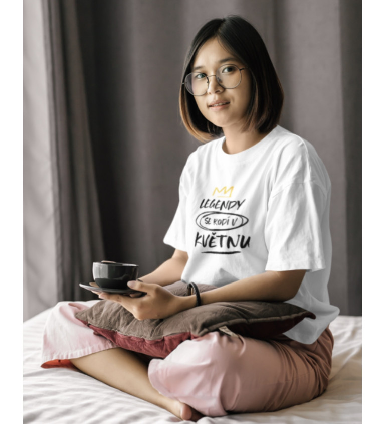 Nažehlovačka: Legendy se rodí v květnu