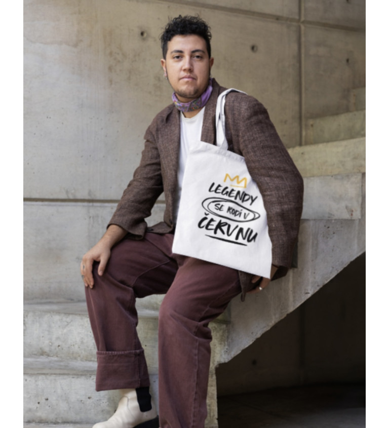 Nažehlovačka: Legendy se rodí v červnu