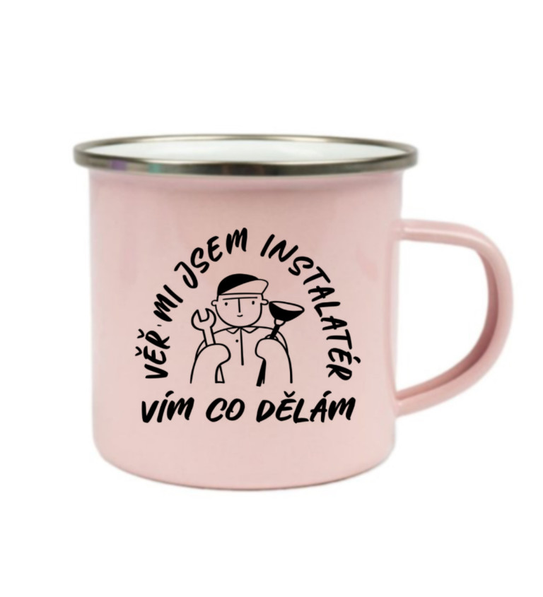 Růžový plecháček: Věř mi, jsem instalatér, vím co dělám
