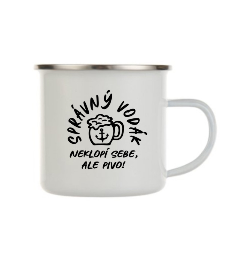 Plecháček bílý: Správný vodák neklopí sebe, ale pivo